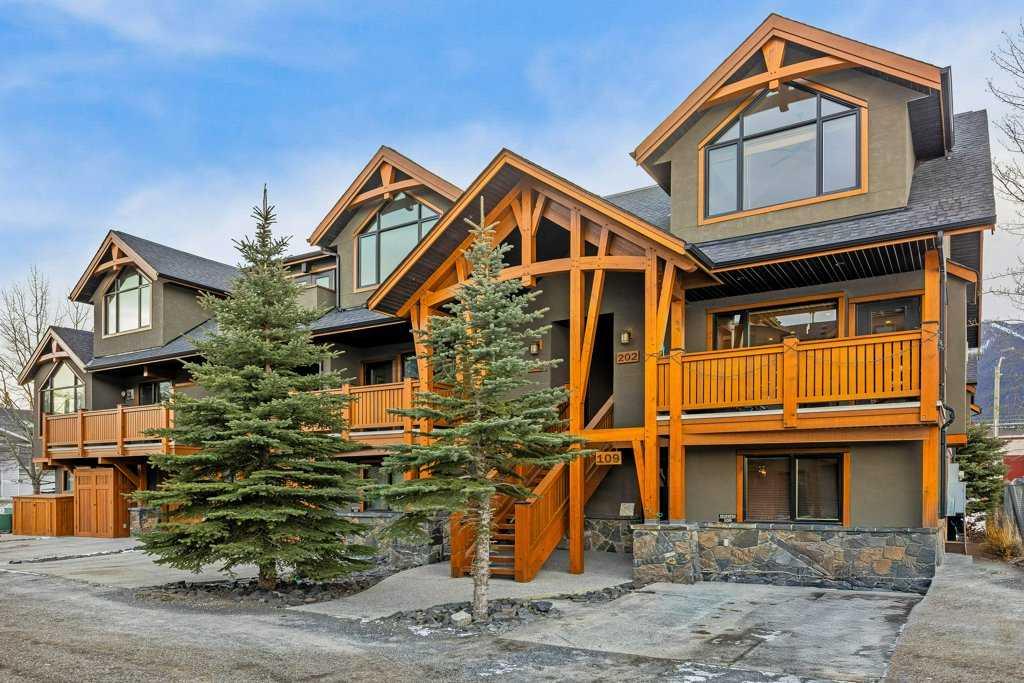 Picture of 202, 702 4th Street , Canmore Real Estate Listing