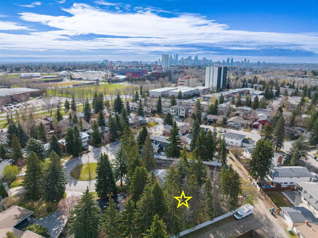 Picture of 2936 UNIVERSITY Place NW, Calgary Real Estate Listing