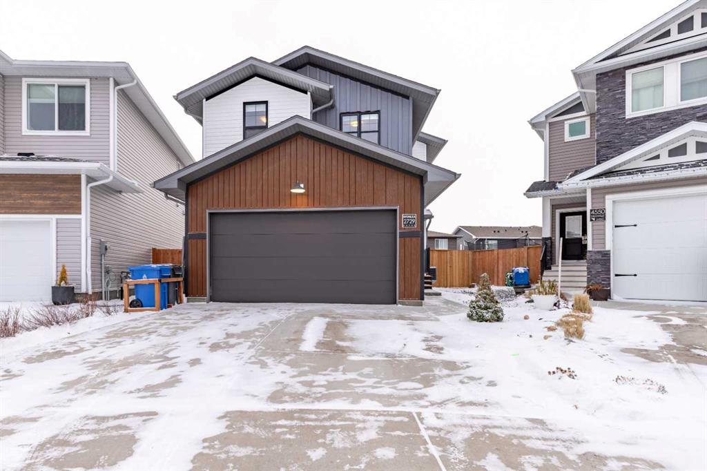 Picture of 2729 46 Street S, Lethbridge Real Estate Listing