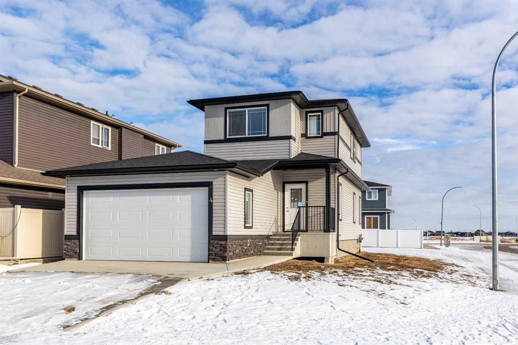 Picture of 4 Hamptons Crescent SE, Medicine Hat Real Estate Listing