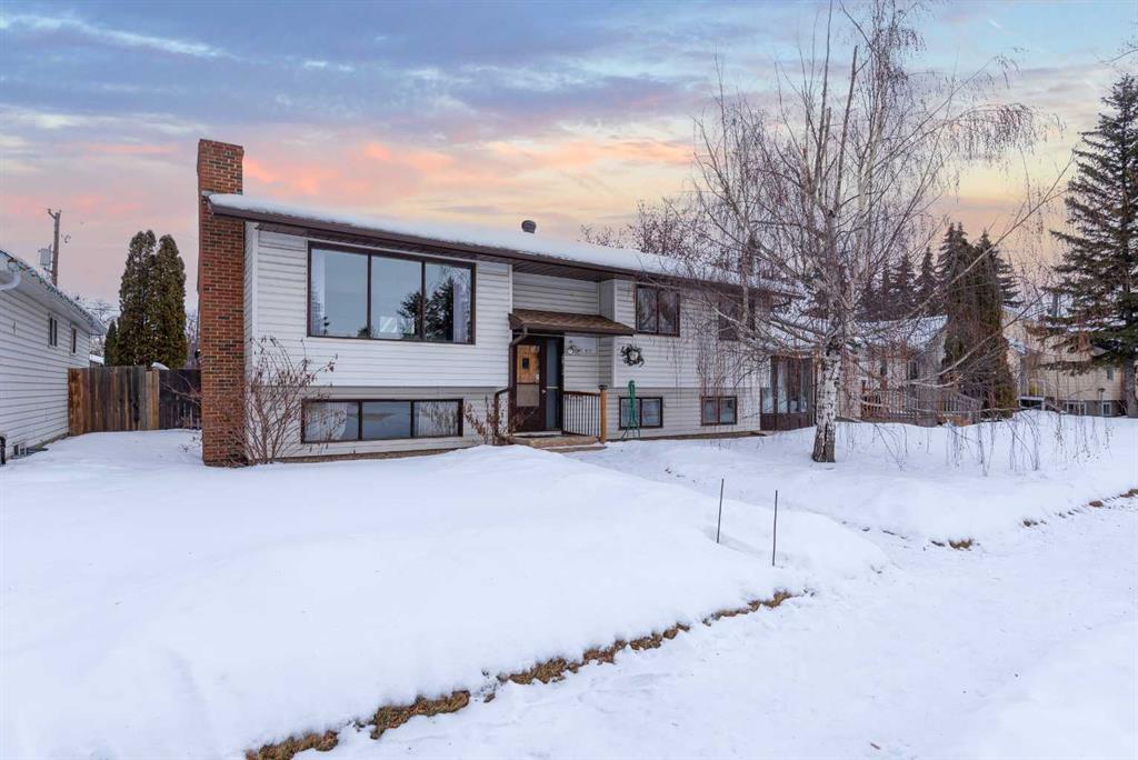 Picture of 4812 40 Street , Lloydminster Real Estate Listing