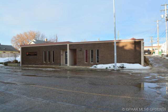 Picture of 9910 97 Avenue , Peace River Real Estate Listing