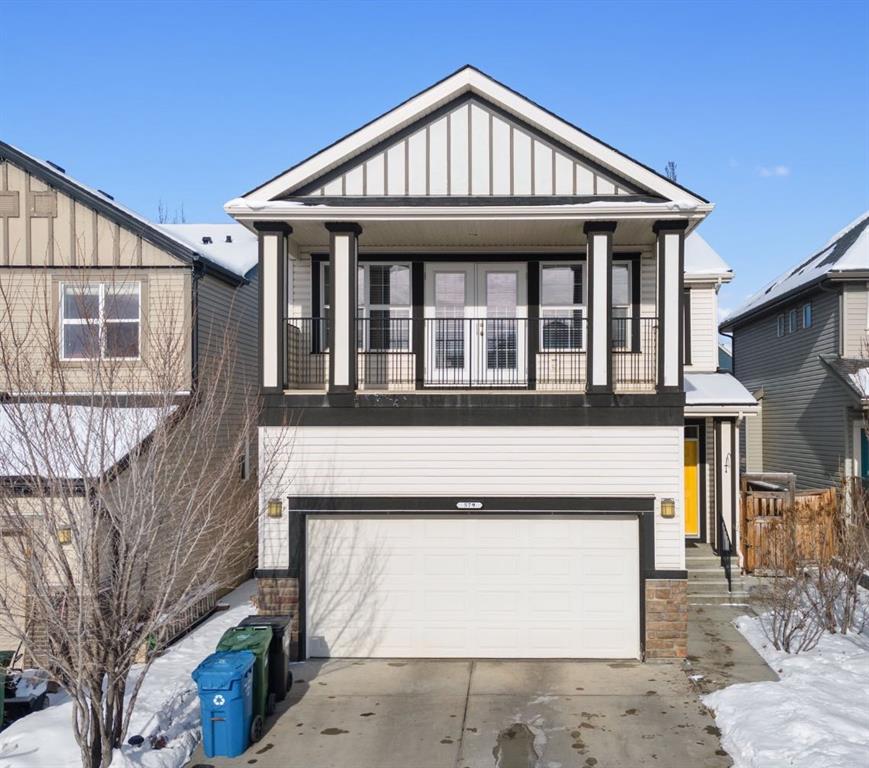 Picture of 579 Copperpond Circle SE, Calgary Real Estate Listing