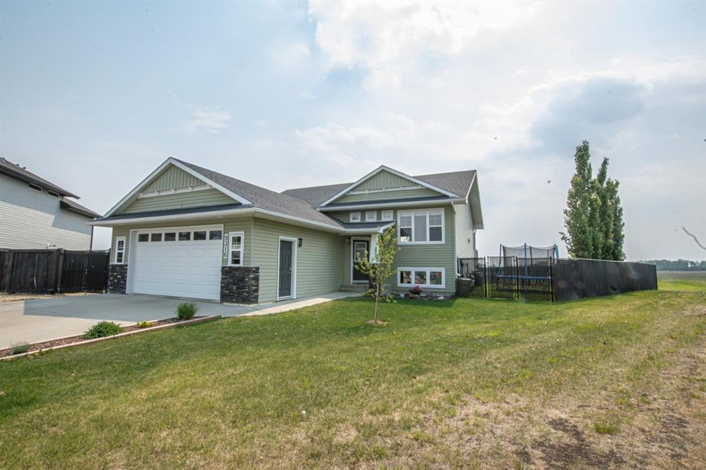 Picture of 9316 102 Street , Sexsmith Real Estate Listing