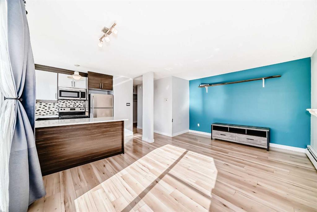 Picture of 305, 1613 11 Avenue SW, Calgary Real Estate Listing