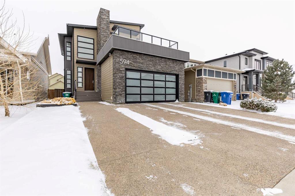 Picture of 594 Devonia Road W, Lethbridge Real Estate Listing