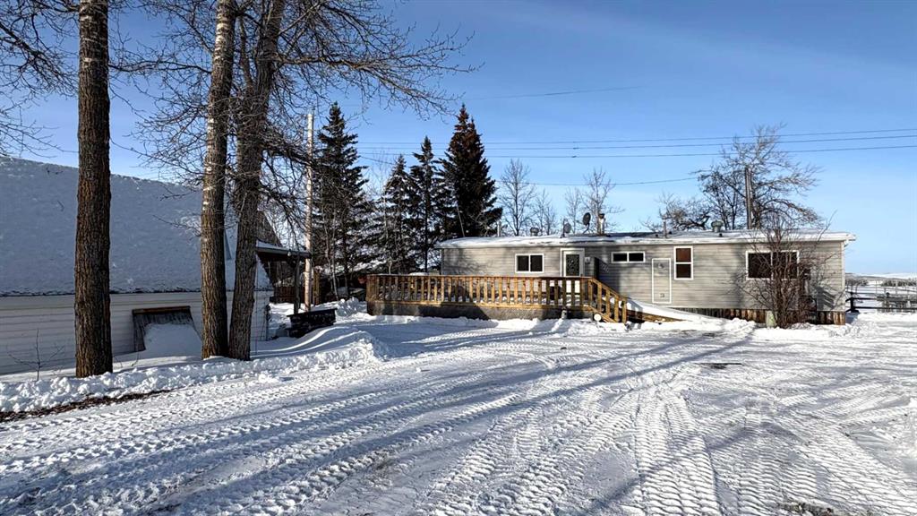 Picture of 44 Clear Lake  , Rural Wainwright No. 61, M.D. of Real Estate Listing