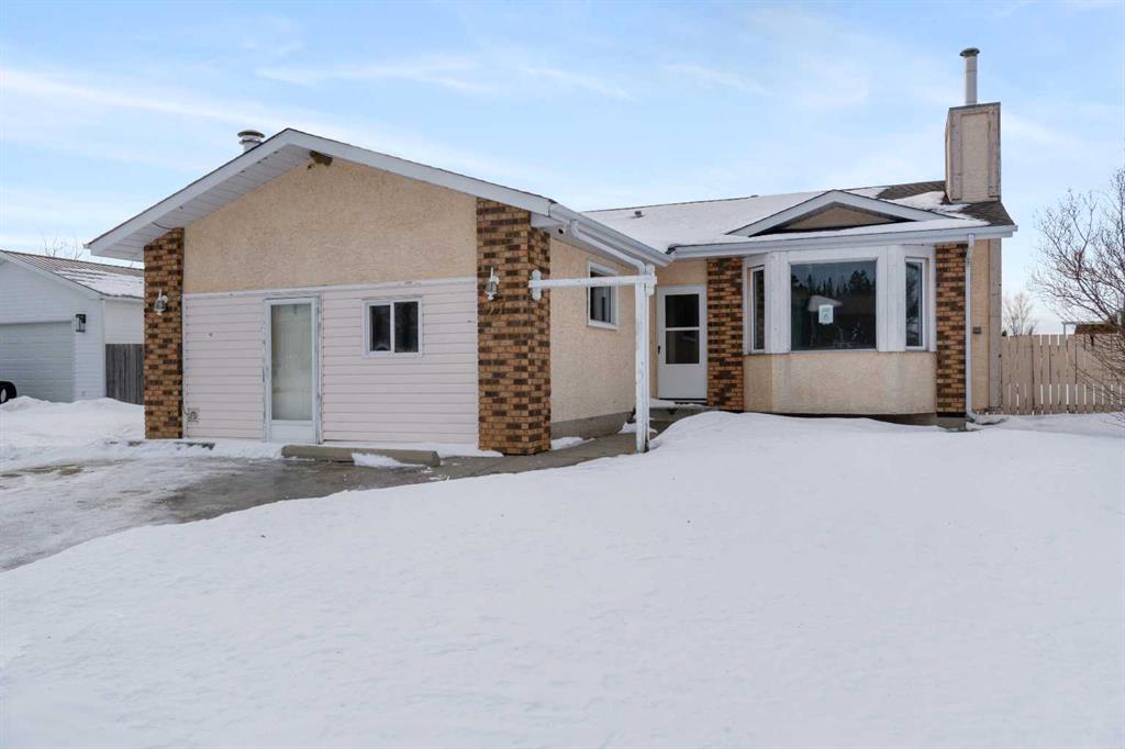 Picture of 27 Assiniboine Drive , Swan Hills Real Estate Listing