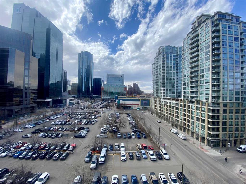 Picture of 812, 205 Riverfront Avenue SW, Calgary Real Estate Listing