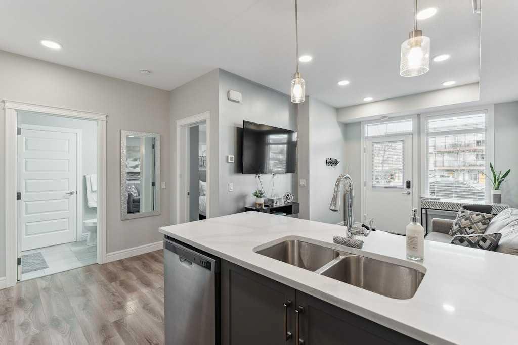 Picture of 19613 45 Street SE, Calgary Real Estate Listing