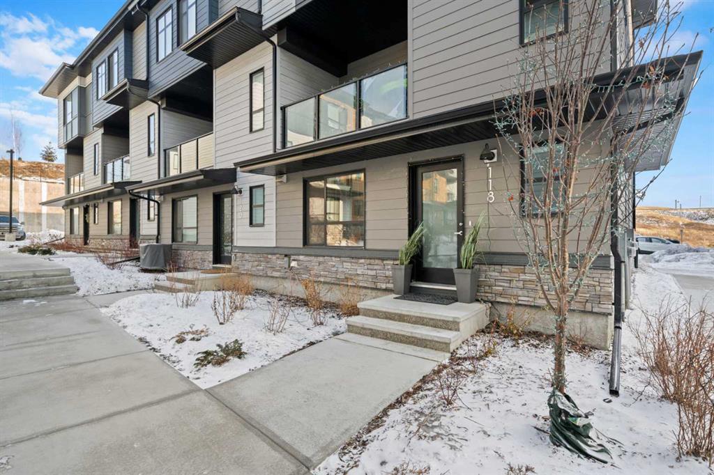 Picture of 118, 42 Cranbrook Gardens SE, Calgary Real Estate Listing