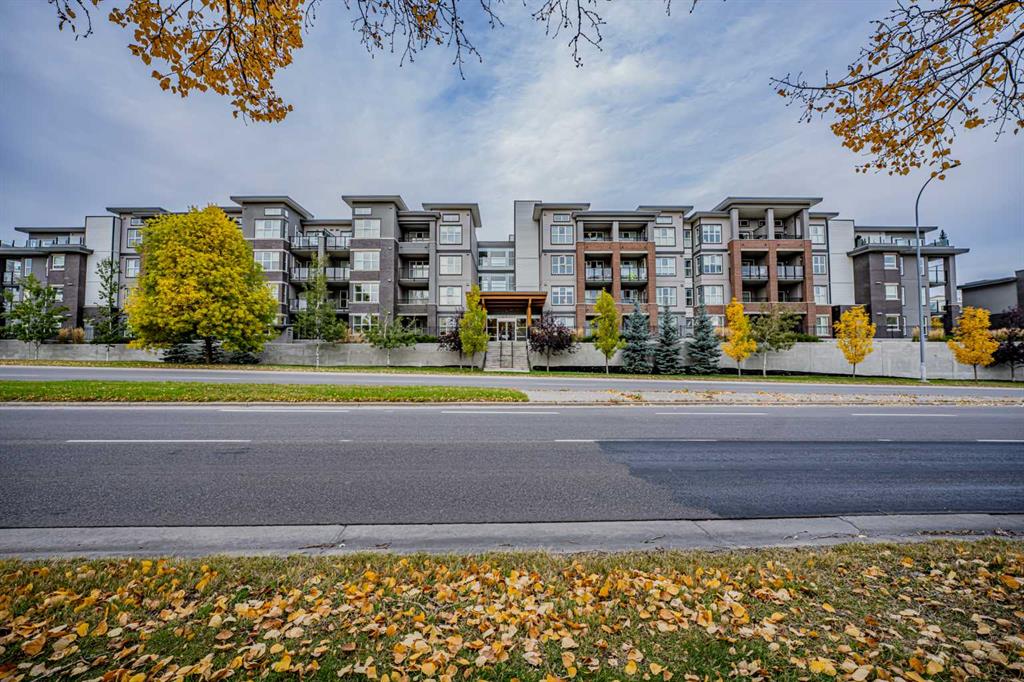 Picture of 3118, 95 Burma Star Road SW, Calgary Real Estate Listing