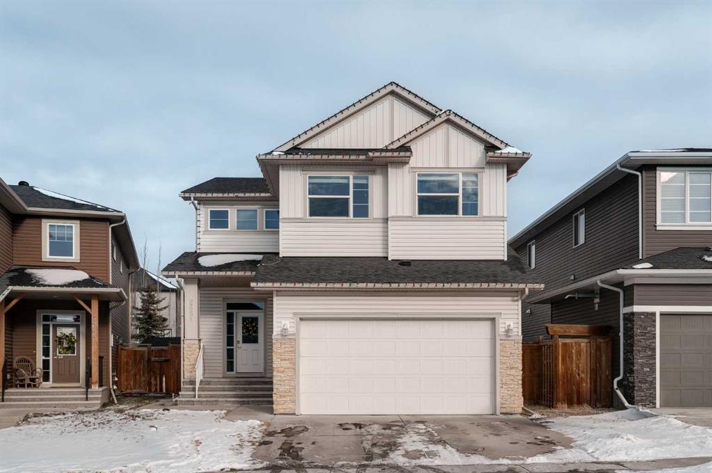 Picture of 2651 Ravenslea Gardens SE, Airdrie Real Estate Listing