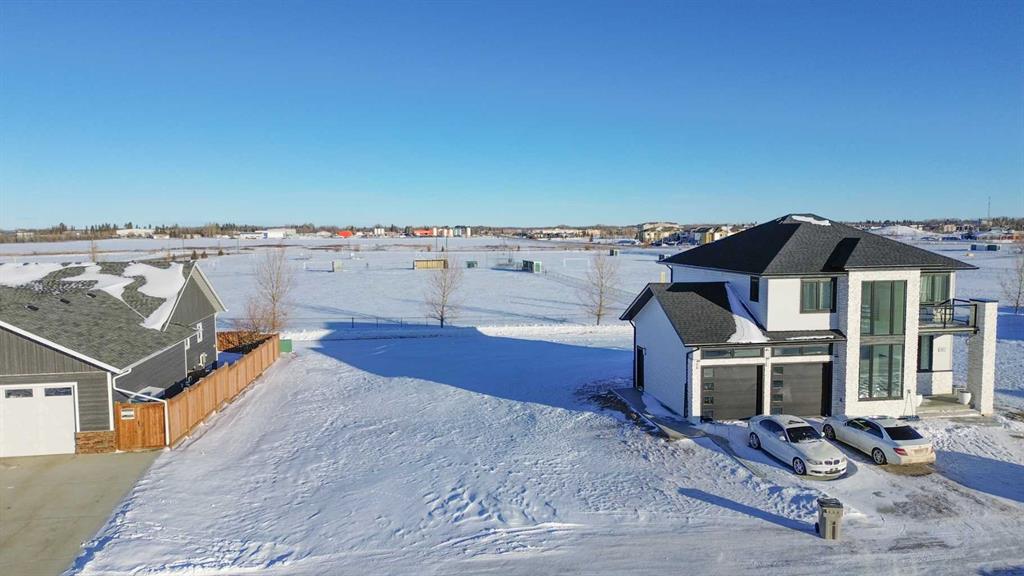 Picture of 6926 Meadowview Drive , Stettler Real Estate Listing