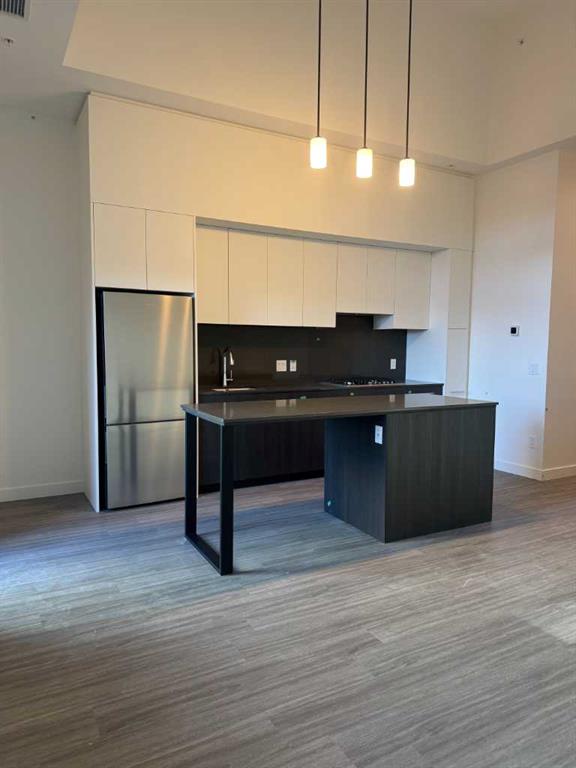 Picture of 105, 730 2 Avenue SW, Calgary Real Estate Listing