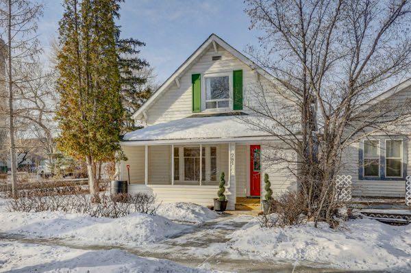 Picture of 281 1 Street E, Drumheller Real Estate Listing