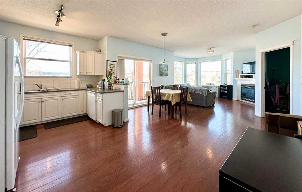 Picture of 210, 2134 Kensington Road NW, Calgary Real Estate Listing