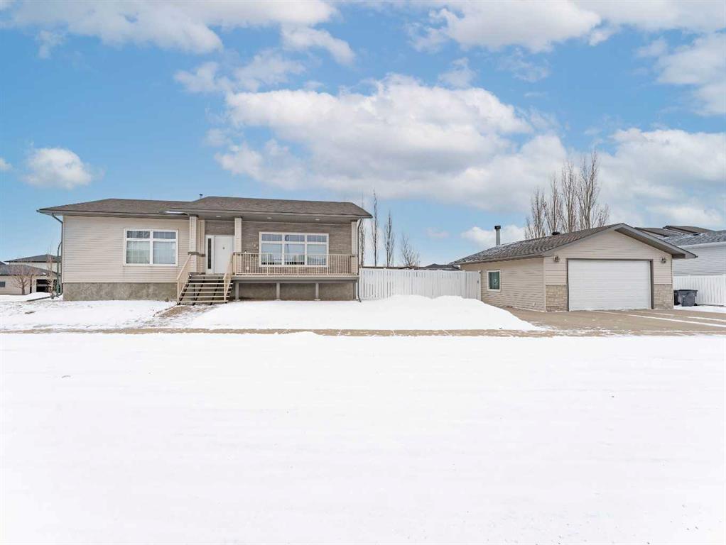 Picture of 165 Hunt Crescent NE, Medicine Hat Real Estate Listing