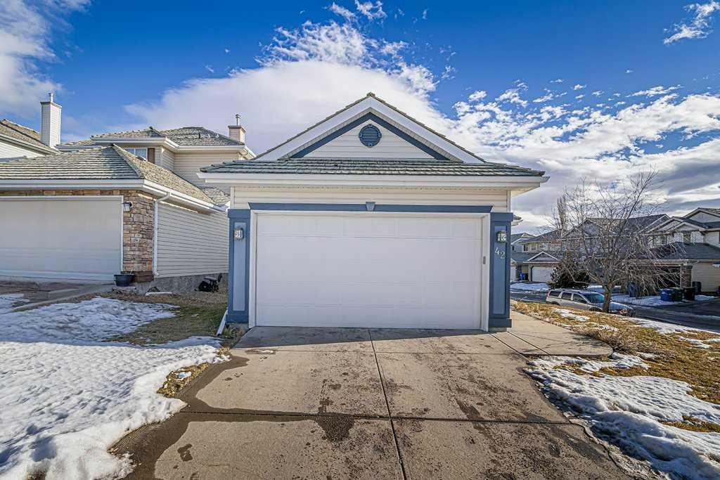 Picture of 42 Spring Crescent SW, Calgary Real Estate Listing