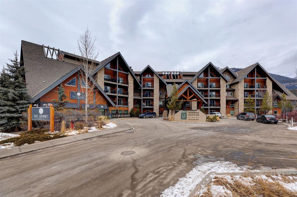 Picture of 202, 901 Mountain Street , Canmore Real Estate Listing