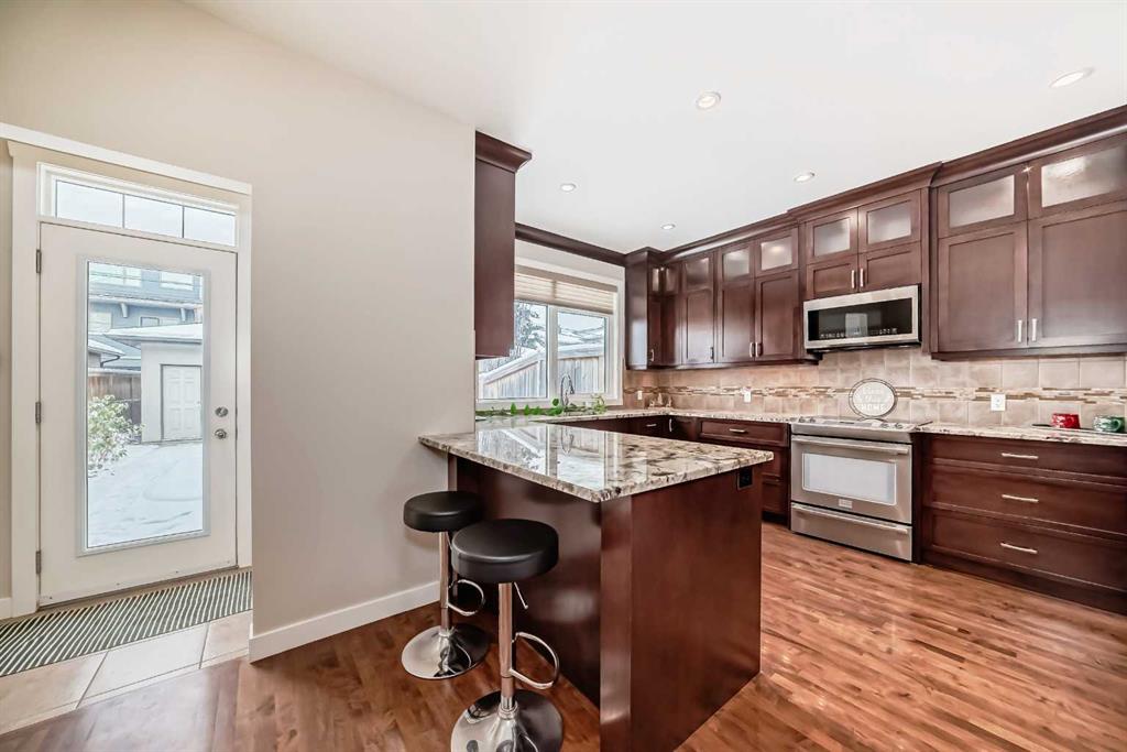 Picture of 2416 1 Avenue NW, Calgary Real Estate Listing