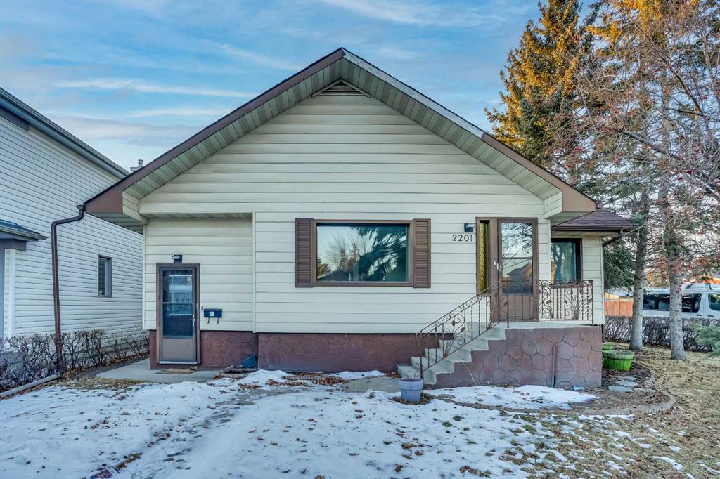 Picture of 2201 27 Street SW, Calgary Real Estate Listing