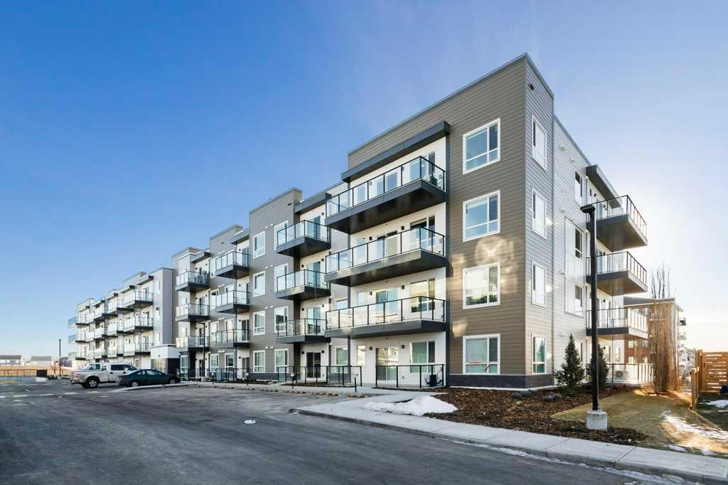 Picture of 3311, 33 Carringham Gate NW, Calgary Real Estate Listing