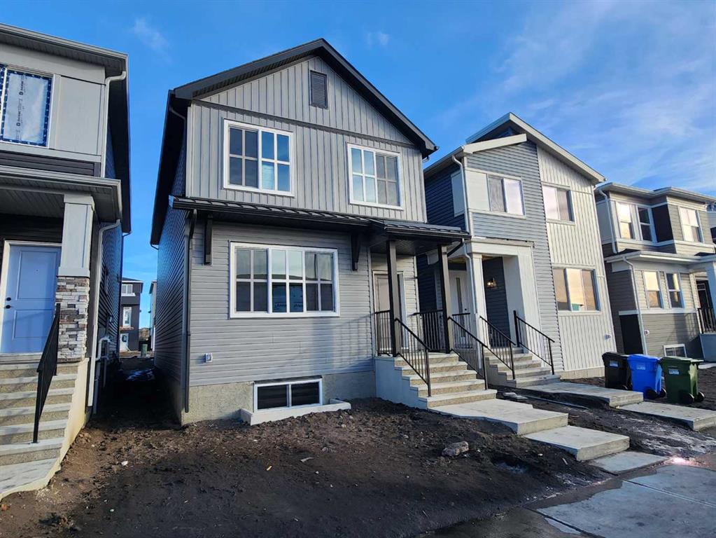 Picture of 105 Lucas Place NW, Calgary Real Estate Listing