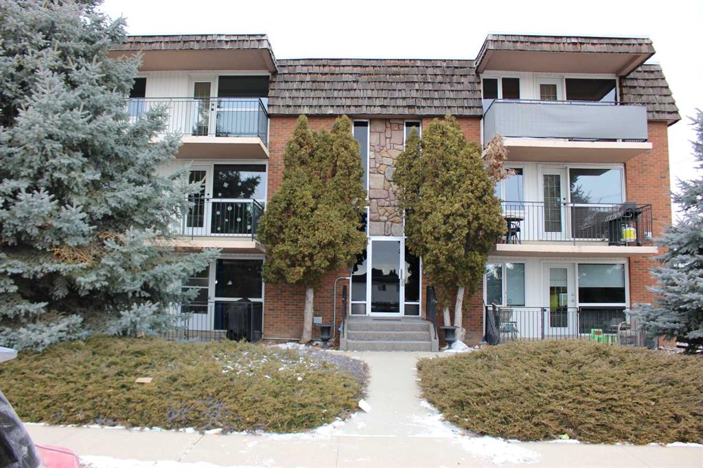 Picture of 101, 1716 Henderson Lake Boulevard S, Lethbridge Real Estate Listing