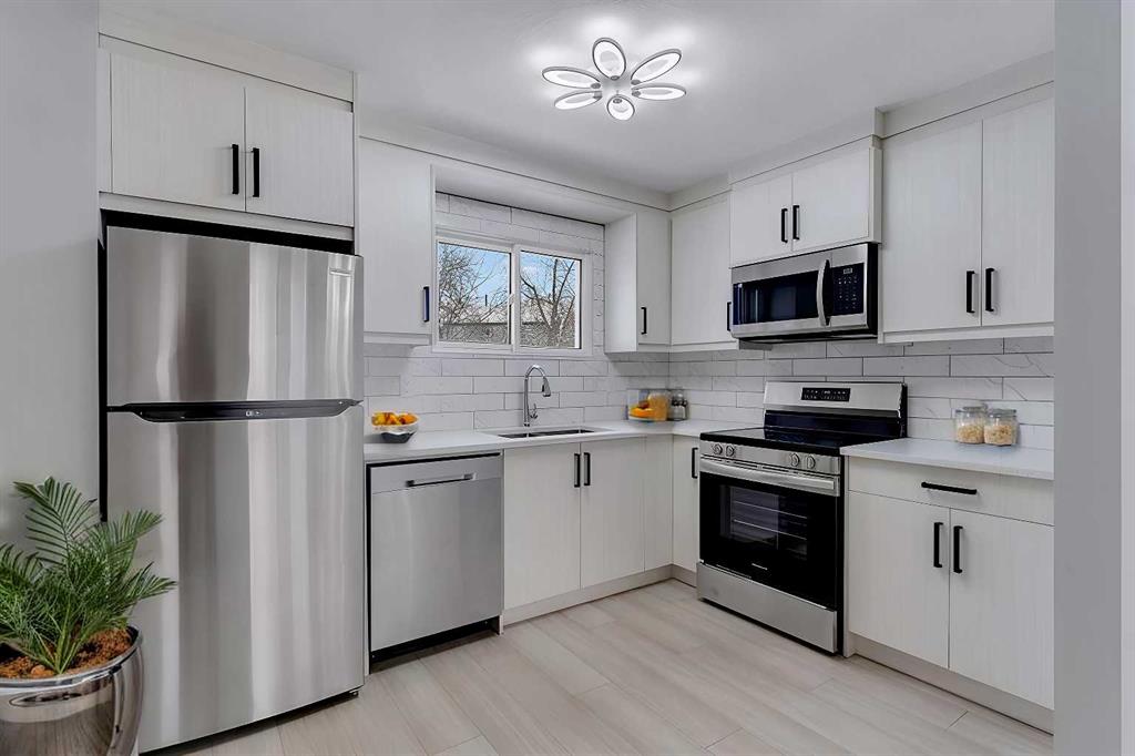 Picture of 37, 131 Templehill Drive NE, Calgary Real Estate Listing