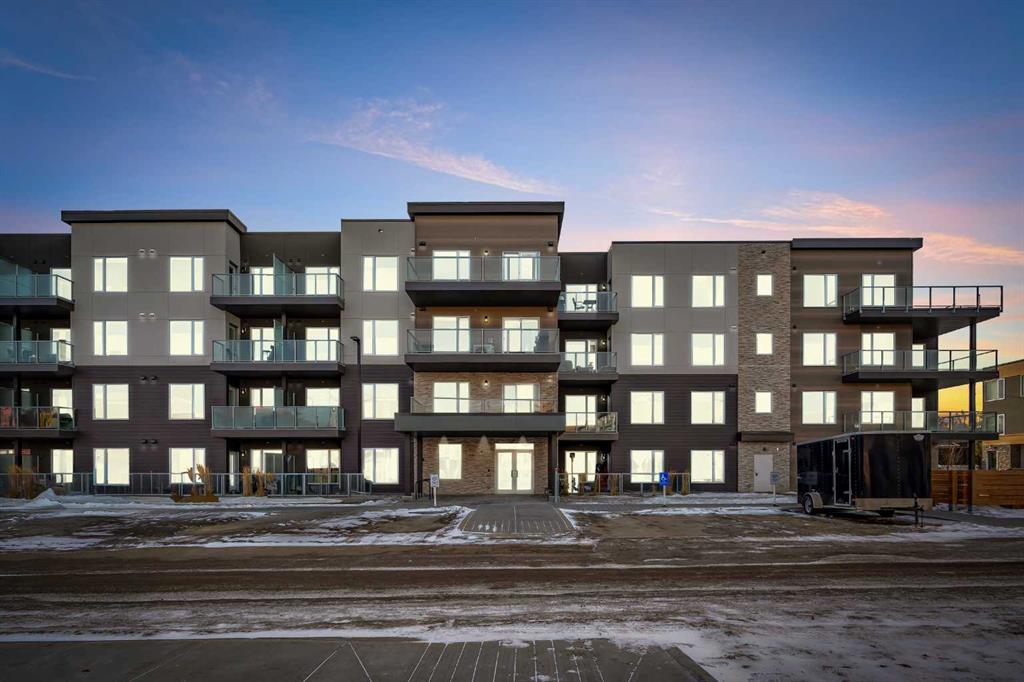 Picture of 402, 200 Shawnee Square SW, Calgary Real Estate Listing