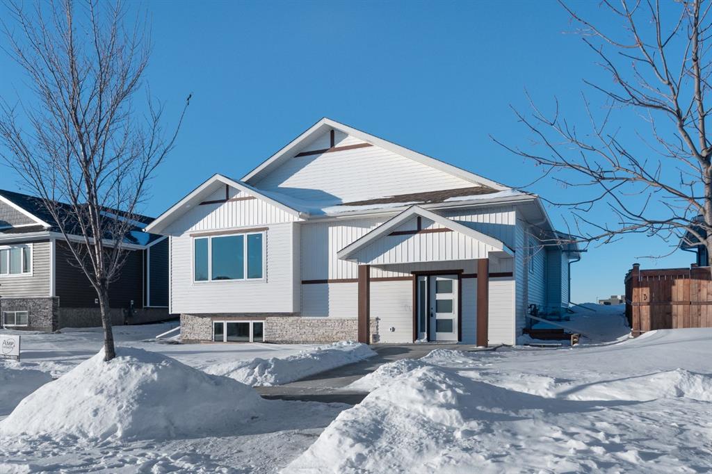 Picture of 2506 62 Street , Camrose Real Estate Listing