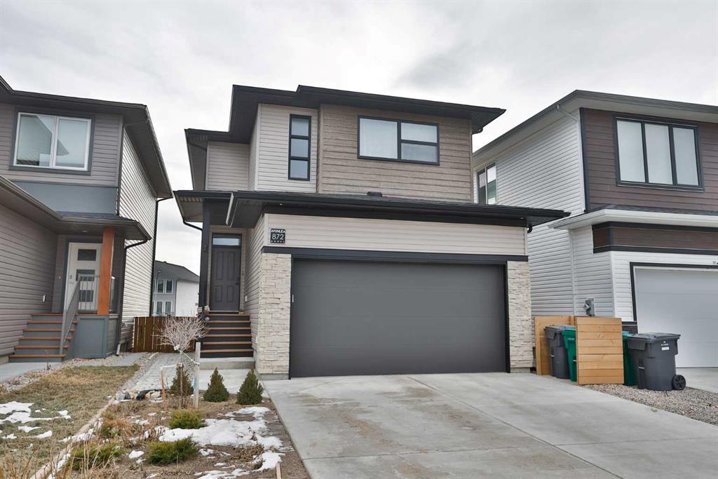 Picture of 872 Coalbrook Close W, Lethbridge Real Estate Listing