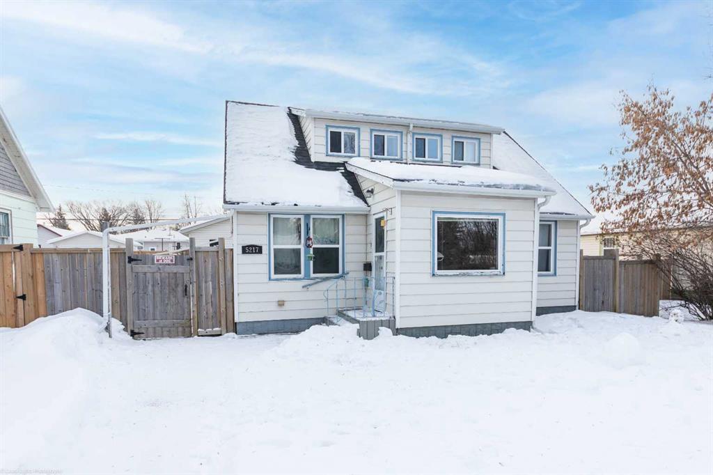 Picture of 5217 49 Street , Lloydminster Real Estate Listing