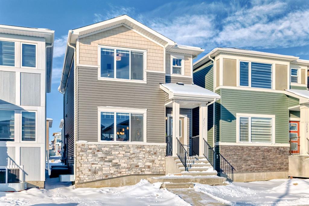 Picture of 735 Bayview Hill SW, Airdrie Real Estate Listing