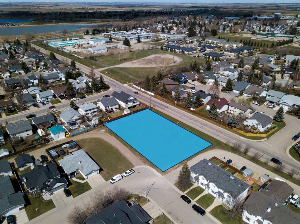 Picture of 346 Parkview Estates , Strathmore Real Estate Listing