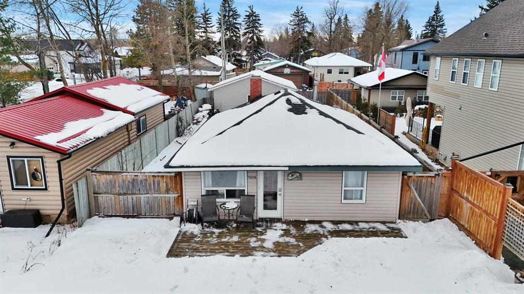 Picture of 5008 35 Street , Sylvan Lake Real Estate Listing