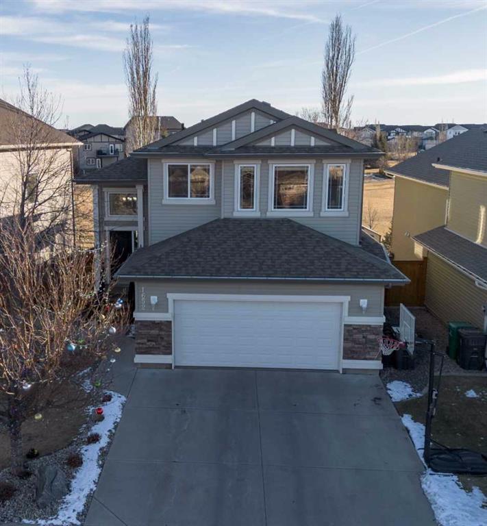 Picture of 1652 Coalbanks Boulevard W, Lethbridge Real Estate Listing