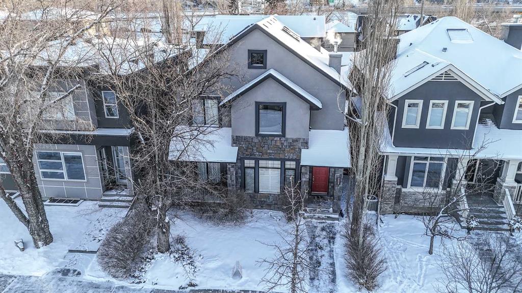 Picture of 2405 Bowness Road NW, Calgary Real Estate Listing