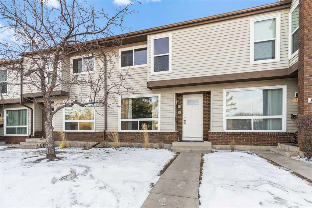 Picture of 32, 5625 Silverdale Drive NW, Calgary Real Estate Listing