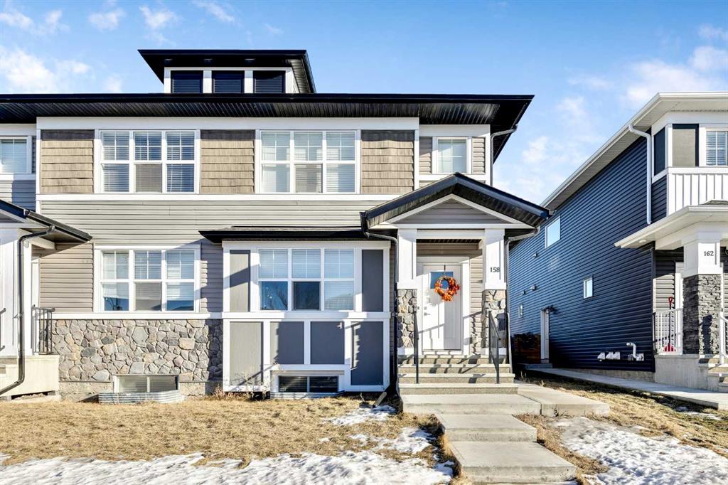 Picture of 158 Creekside Drive SW, Calgary Real Estate Listing