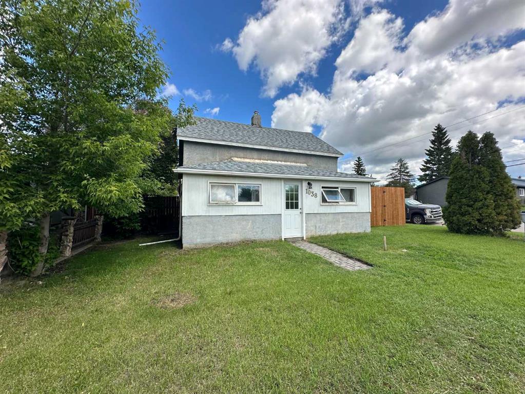 Picture of 1038 7 AVE  , Wainwright Real Estate Listing