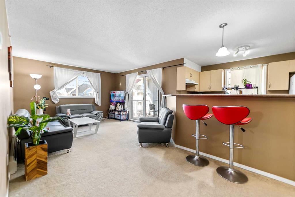 Picture of 3425, 10 Prestwick Bay SE, Calgary Real Estate Listing