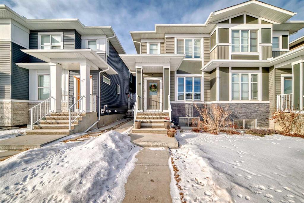 Picture of 121 Corner Meadows Gate NE, Calgary Real Estate Listing