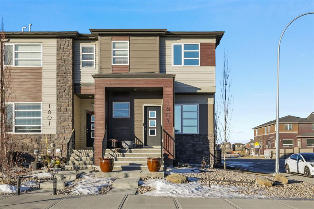 Picture of 1605 Cornerstone Boulevard NE, Calgary Real Estate Listing