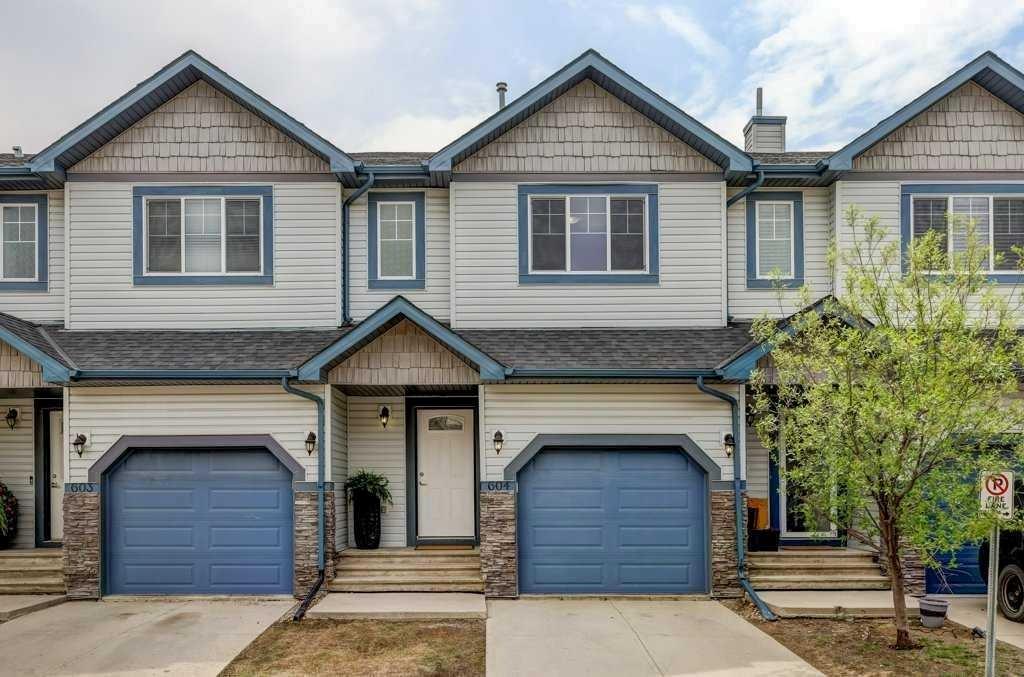 Picture of 604, 620 Luxstone Landing SW, Airdrie Real Estate Listing