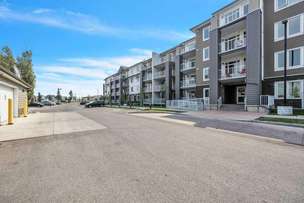 Picture of 2202, 6118 80 Avenue NE, Calgary Real Estate Listing