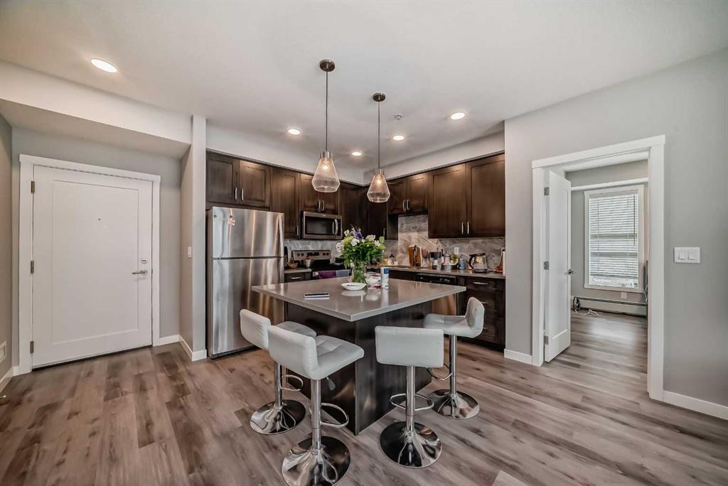 Picture of 207, 200 Shawnee Square SW, Calgary Real Estate Listing