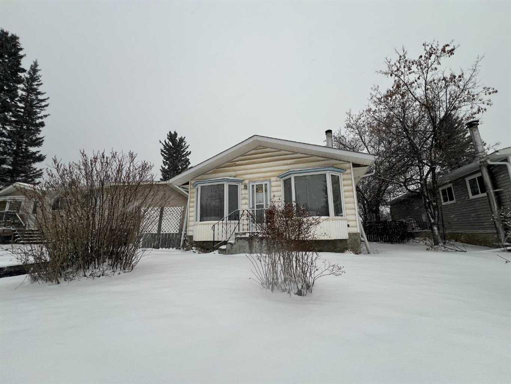 Picture of 152 Meadow Drive , Hinton Real Estate Listing