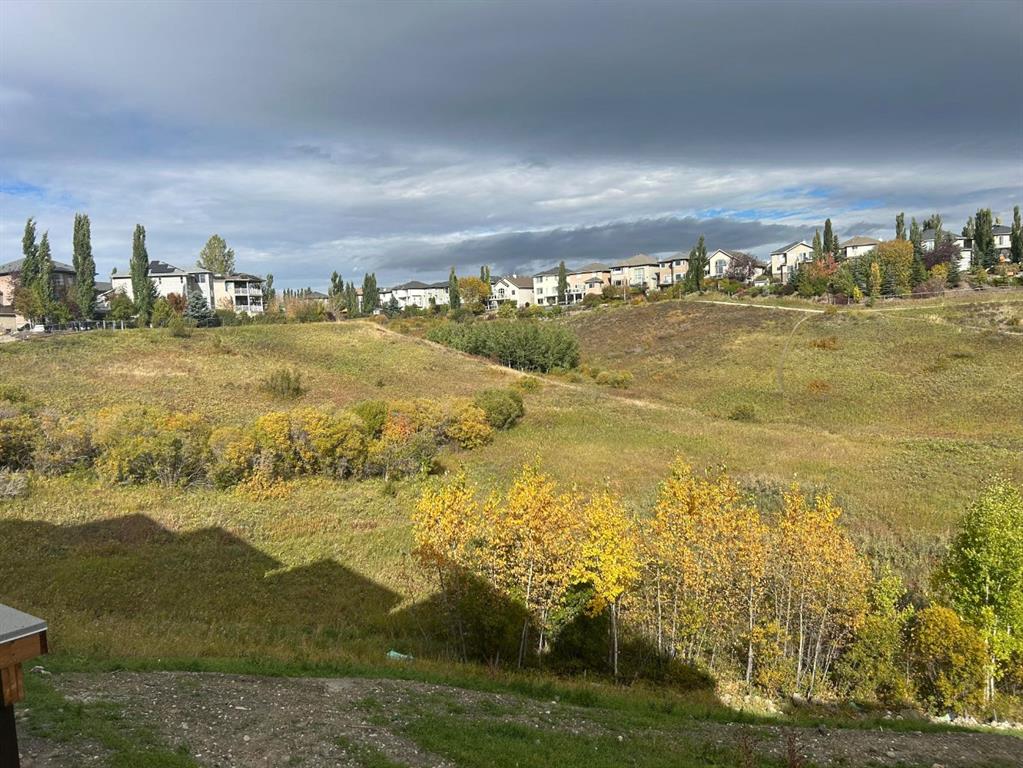 Picture of 100 Royal Elm Green NW, Calgary Real Estate Listing